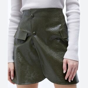 NWT 4SI3NNA olive Chleo high-waisted faux reptile print wrap mini skirt